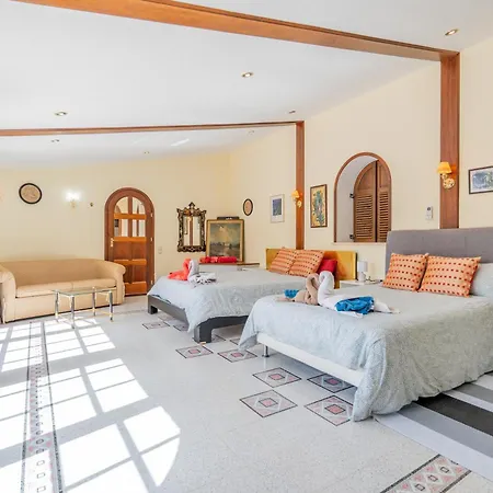 Βίλα Oceano With Private Heated Pool, Aircon And Seaview