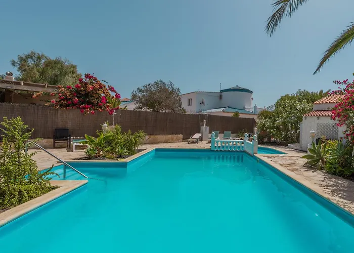 فيلة Oceano With Private Heated Pool, Aircon And Seaview *