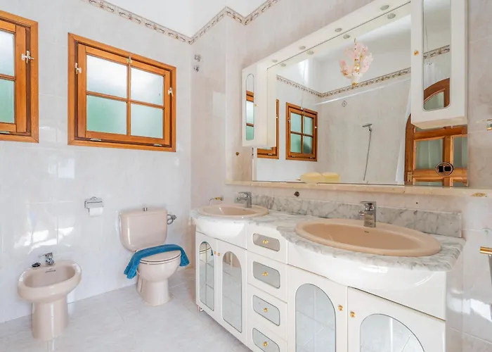 Oceano With Private Heated Pool, Aircon And Seaview *